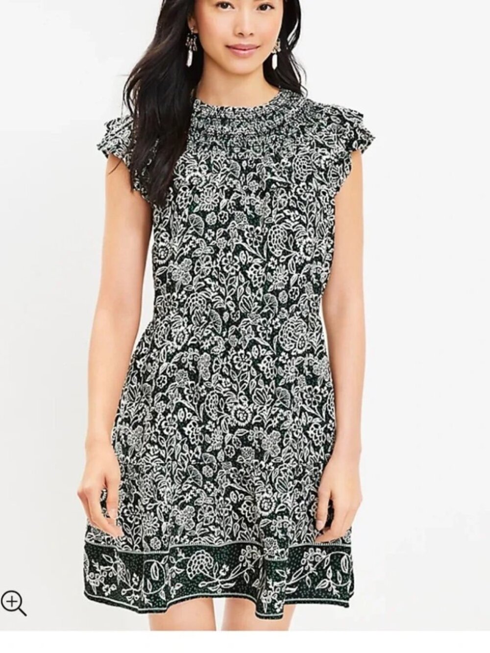 New LOFT Garden Smocked Ruffle Sleeve Floral Mini Dress Green/Black Small-Petite